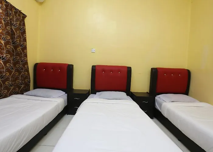 Oyo 89819 Raz Hotel Kelulut