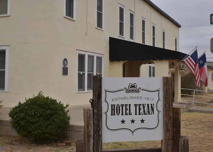 The Hotel Texan
