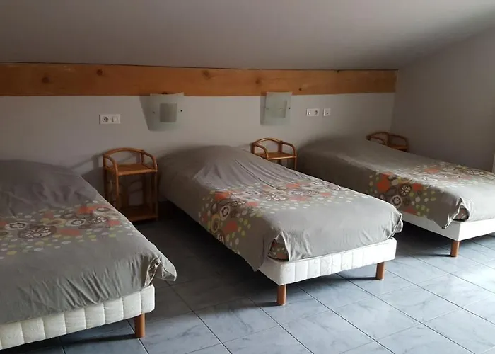 Hotel Du Lac Des Corbeaux