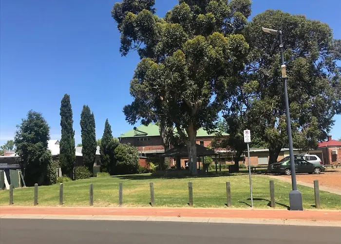 Donnybrook Hotel Wa
