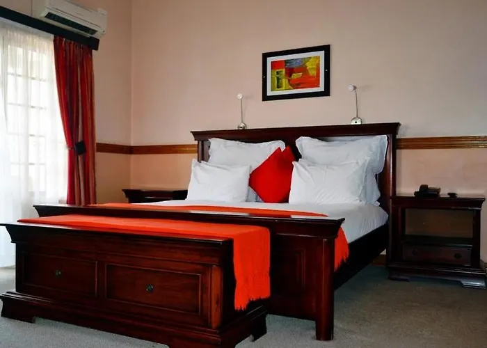 Crown Hotel