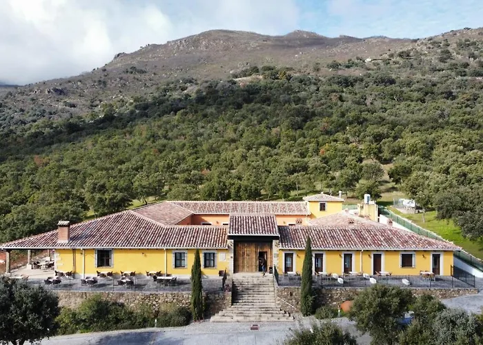 Hotel Resort Hípico El Hinojal