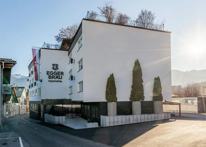Stadthotel Eggerbraeu