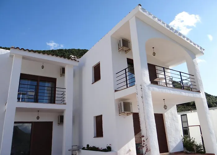 Casa Arts Guest Rooms