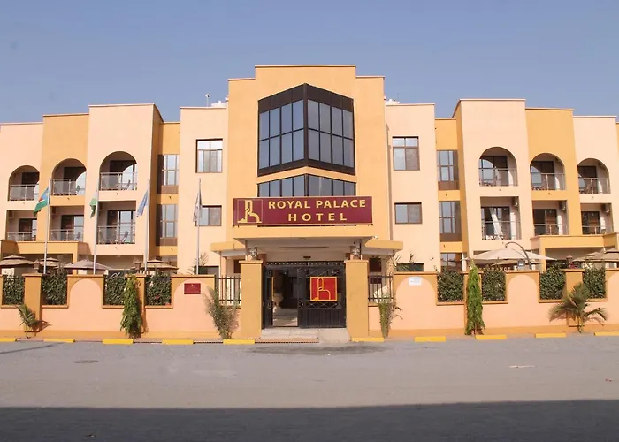 Royal Palace Hotel
