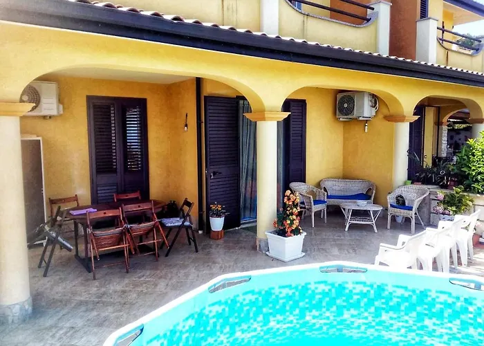 Casa Vacanze Villa Mimosa- per le vacanze vicino a Tropea