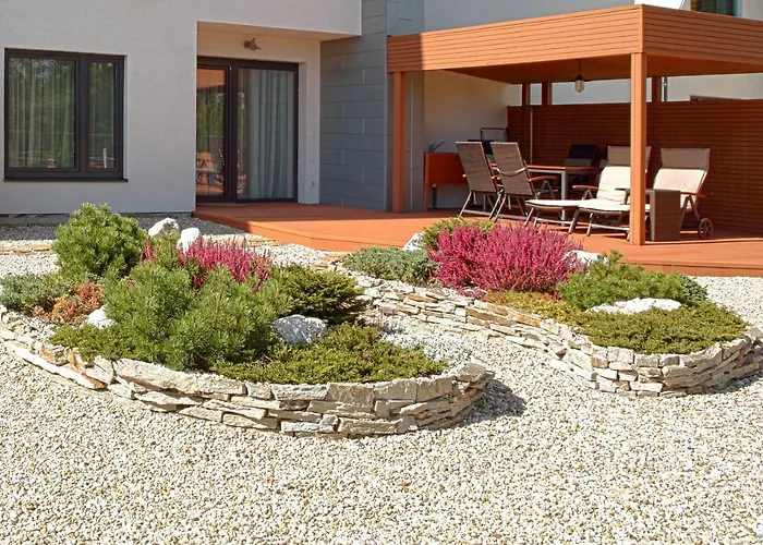 PRIVILEGED LESNÁ - with Garden Terrace, Tatranská Lomnica 2 km