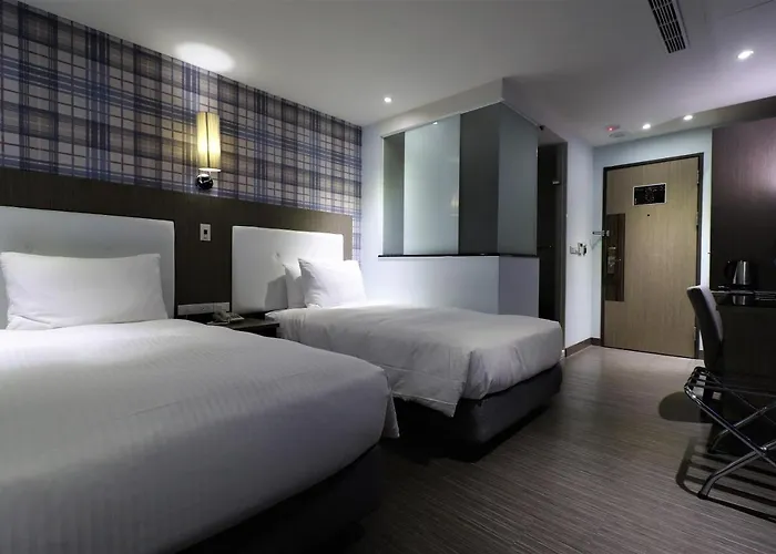 J-Hotel