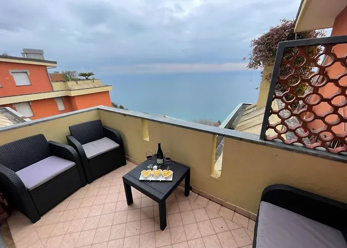 Camy’s Sunset Bay-Attico vista mare