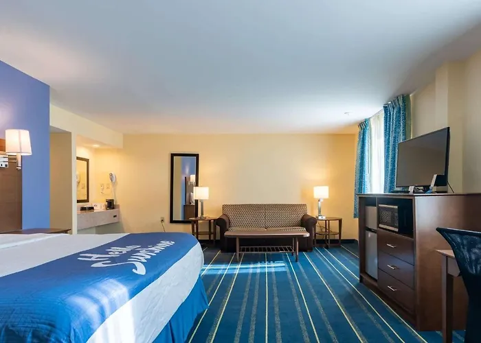 Days Inn By Wyndham Hartford/Closest Downtown