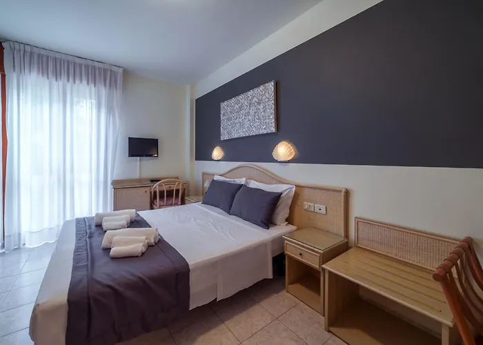 Hotel Airone