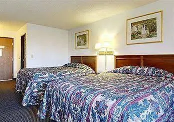 Baymont By Wyndham Beloit