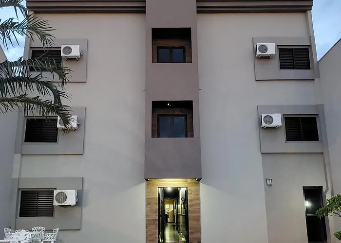 Paradise Hotel