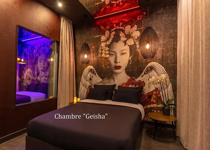 Love Hotel Avec Nuit Insolite Au Dandy Et Jacuzzi Privatise (Adults Only)