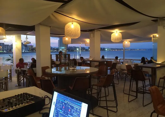 Hotel Muva Beach