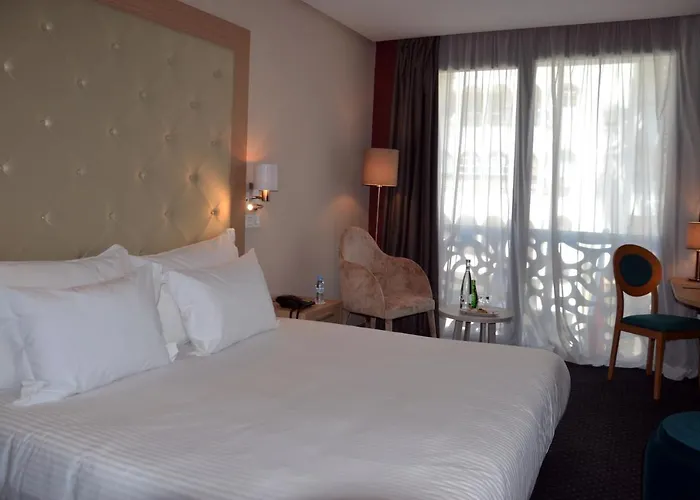 Flower Town Hotel & Spa
