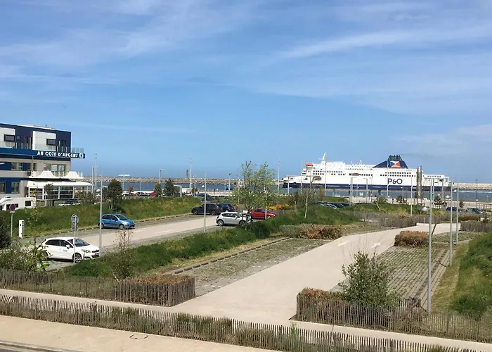 Escale marine à Calais 4 étoiles