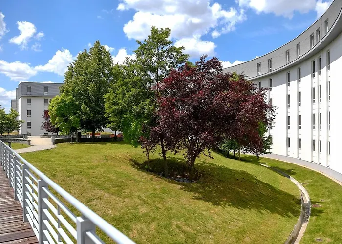 Campus Hotel
