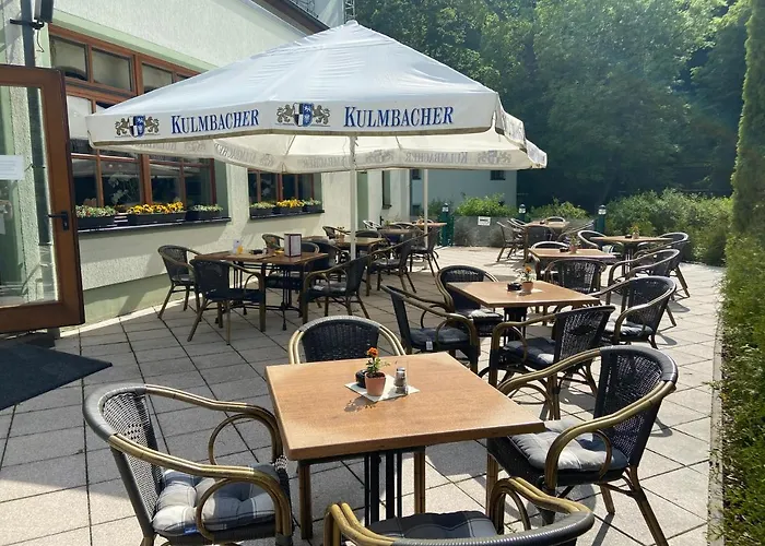 Jembo Park Hotel