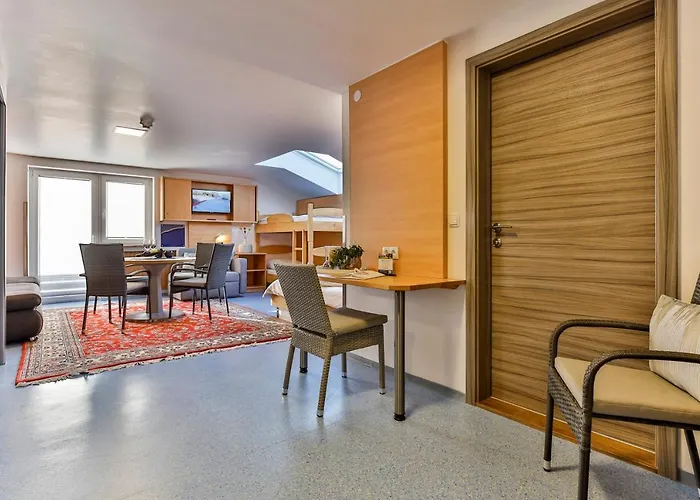 Jugendhotel Bachlehen Und Johanneshof