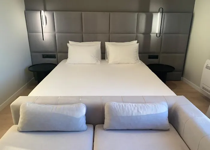 Artnest Boutique Hotel & Suites