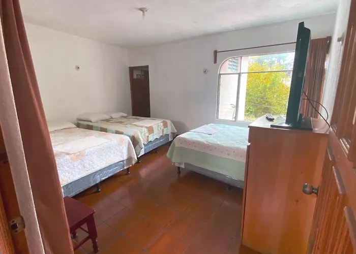 Casa De Los Enredos