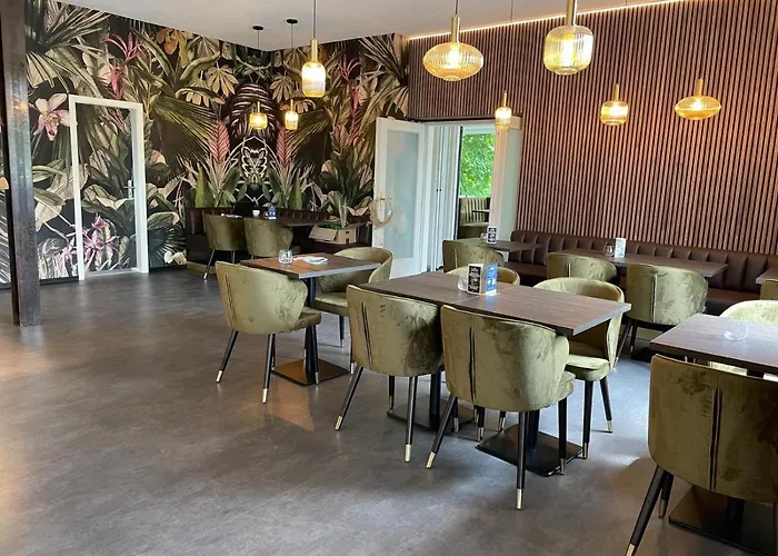 Hotel Vintage Cafe & Weinbar