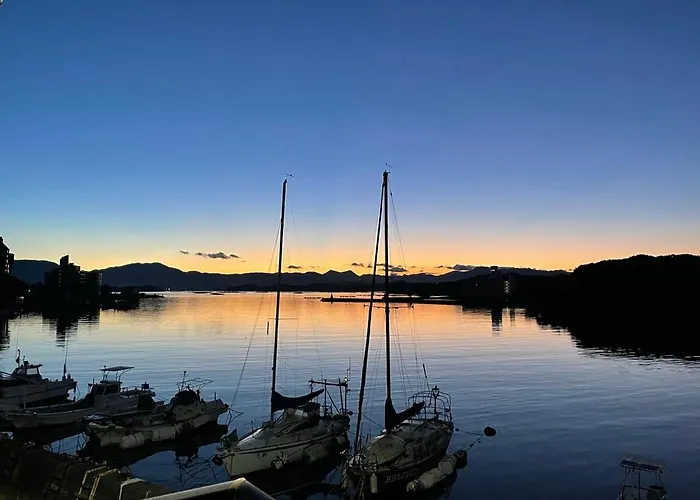 Marina Hotel Kaikuu