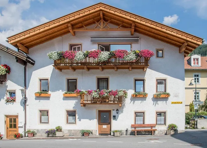 Apartments Heidenberger Delle Scuole