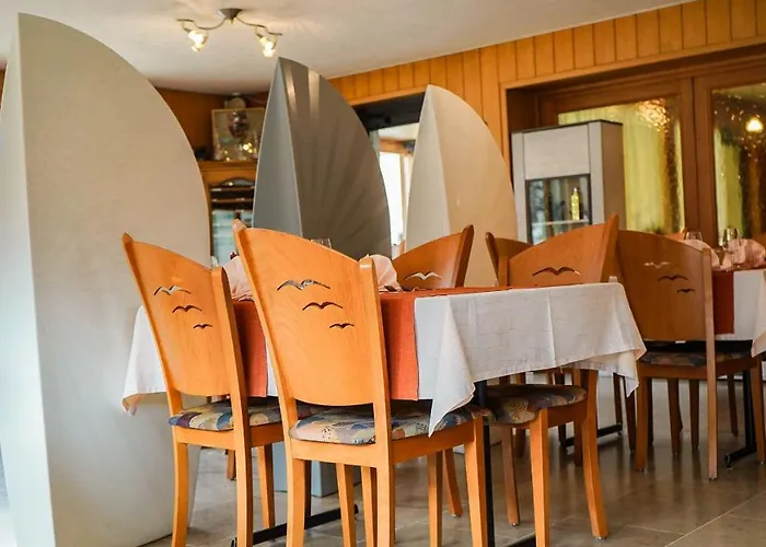 Hotel Alpina