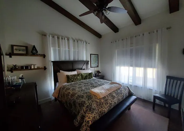 Back Home Lodging