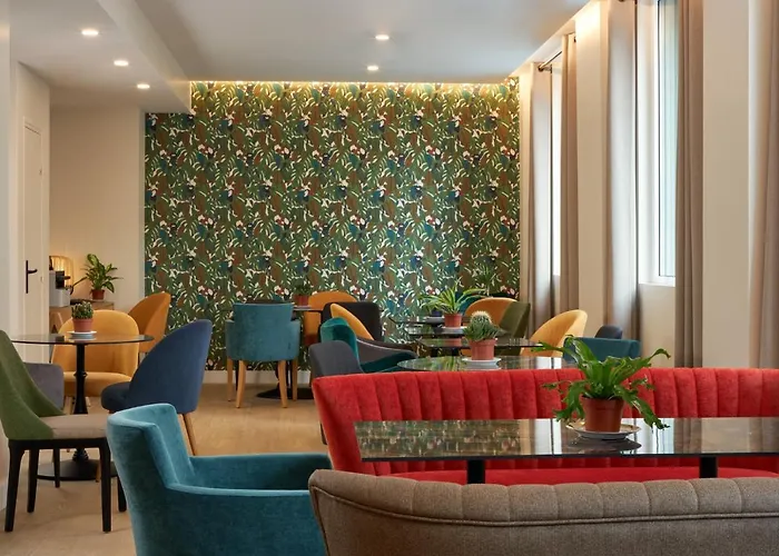 Hotel Apolonia Paris Montmartre; Sure Hotel Collection By Best Western