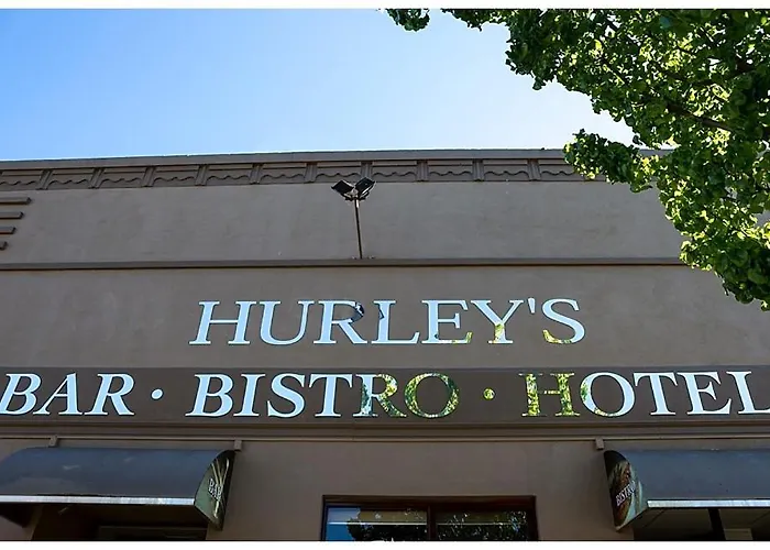 Hurley'S Bar & Bistro