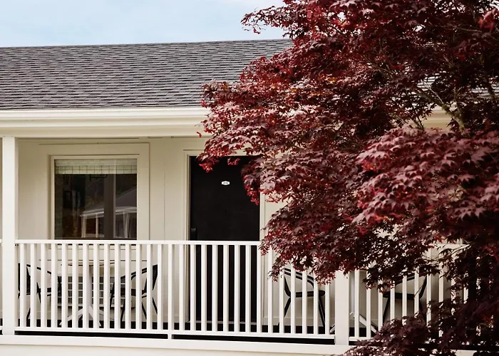 Parker Beach Lodge
