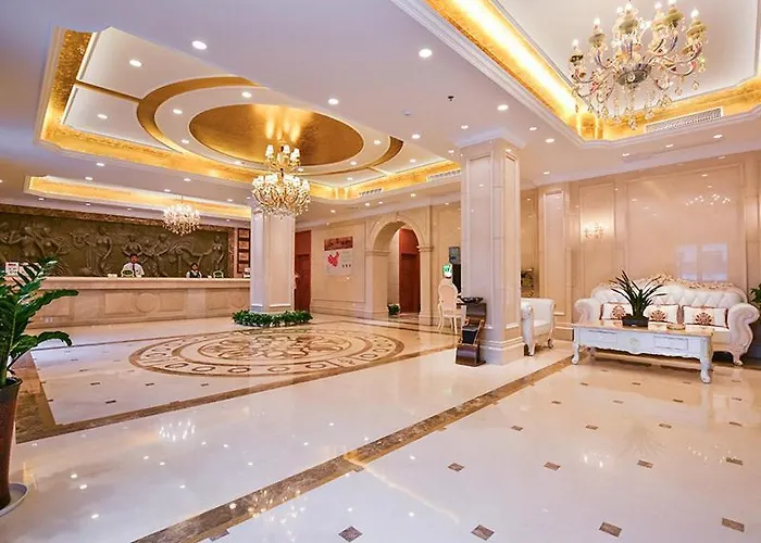 Vienna Hotel Nanjing Pukou Middle Puzhu Road