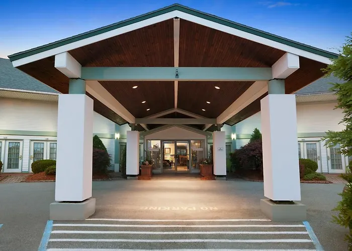 Days Inn By Wyndham Shelburne/Burlington