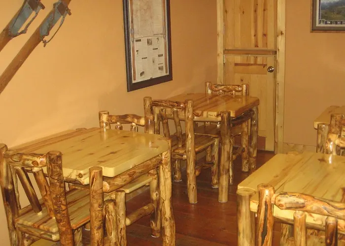 New Summit Inn