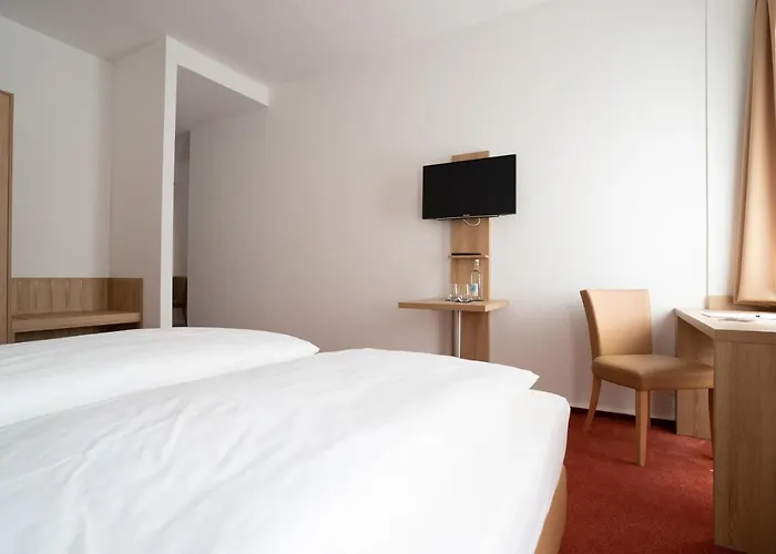 Nineofive Hotel