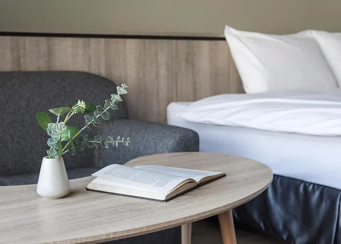 Sparrow Hotel