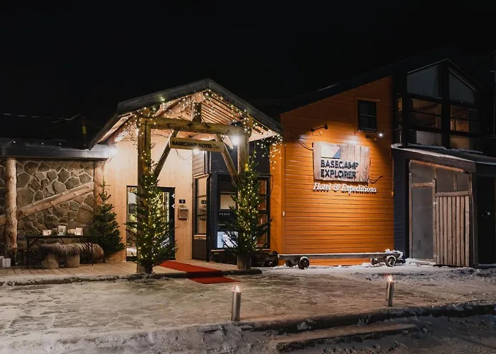 Basecamp Hotel