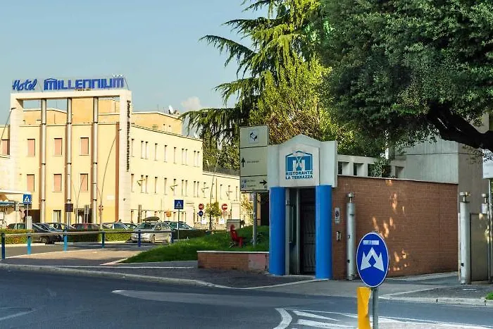 Hotel Millennium Palace