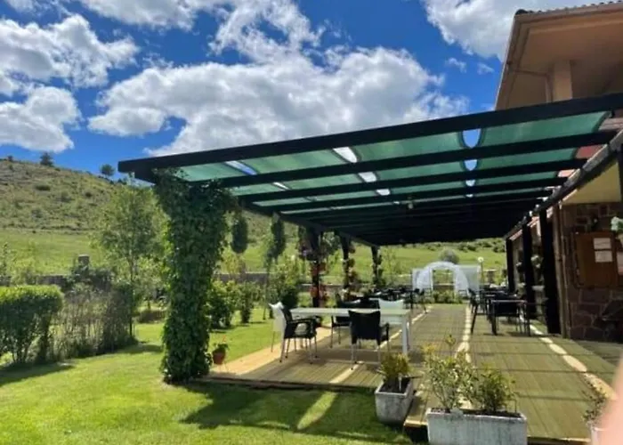 Hotel Villaneila