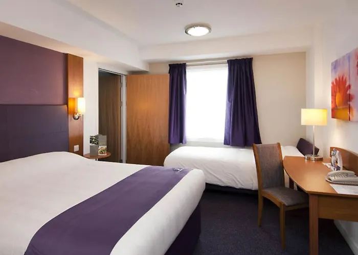 Premier Inn Dover - A20