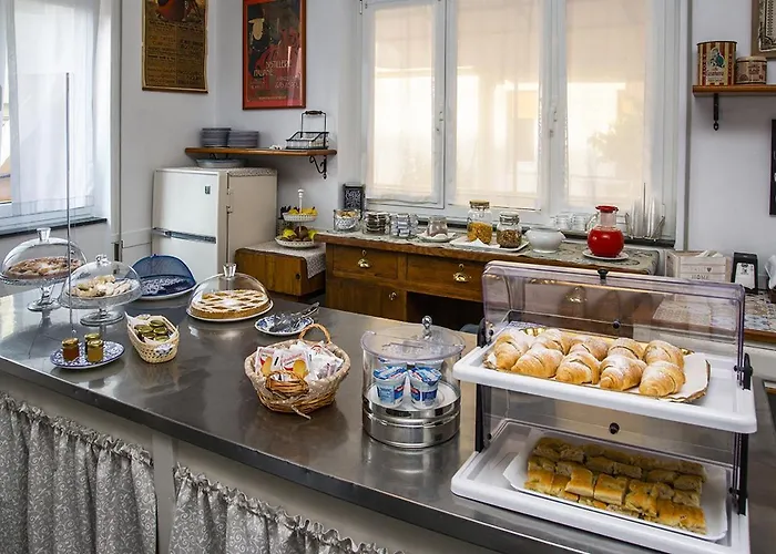 Hotel Costa Azzurra -Free Parking - Easy Stay -Spotorno