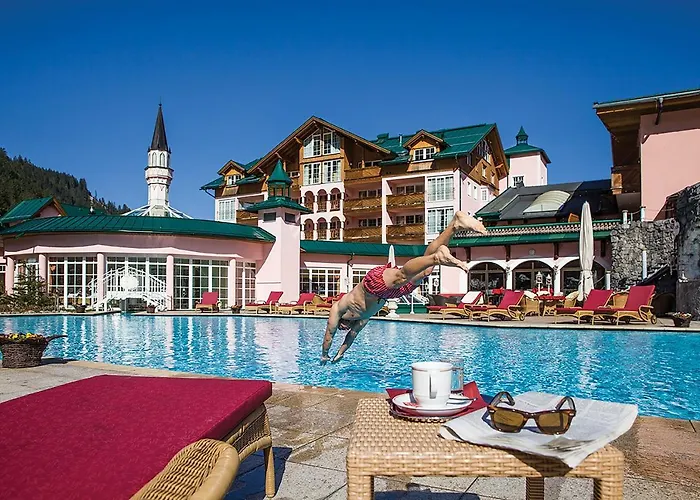 Wellnesshotel ...Liebes Rot-Flueh