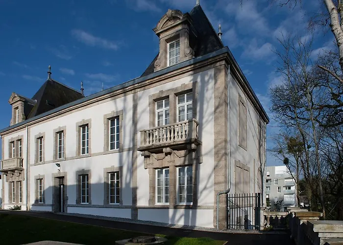 DOMITYS - Manoir Maison Douaud
