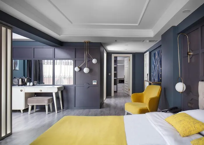 B Loft Hotel