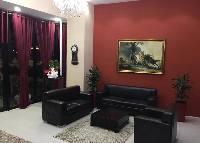 Haris Hotel & Suites