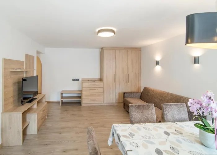 Apartments Heidenberger Delle Scuole