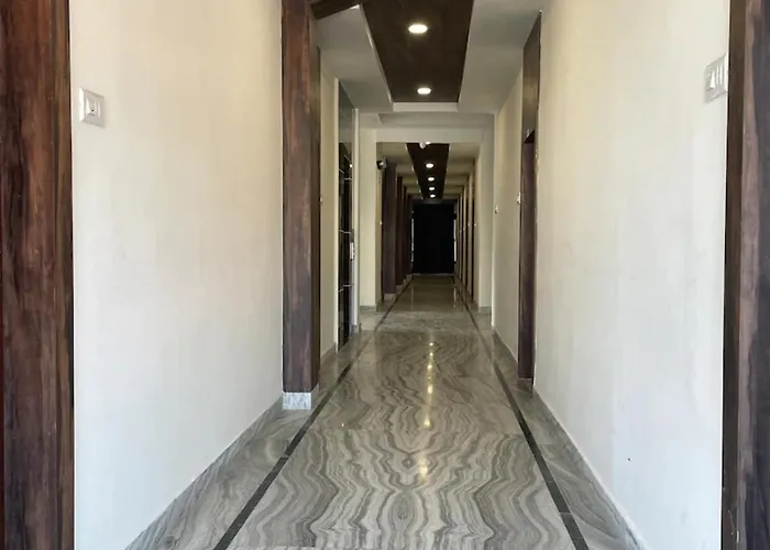 Hotel Royal Embassy